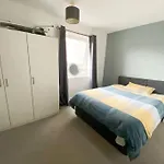 Light-Luxury Flat