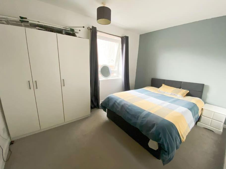 Light-luxury Flat Apartment